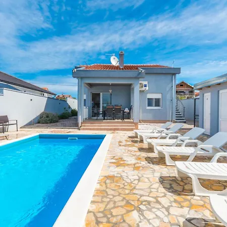 Vakantiehuis Amazing In *
